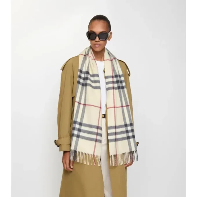 Sciarpa in cashmere con motivo a quadri