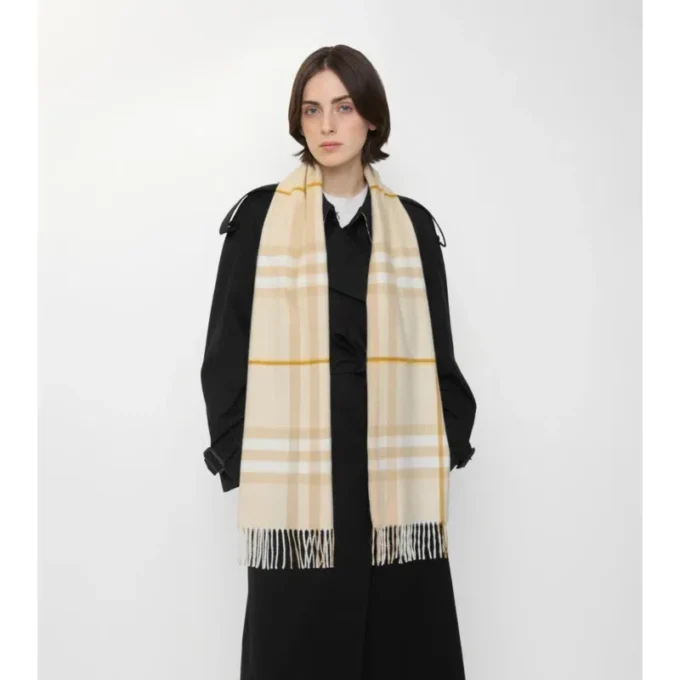 Sciarpa in cashmere con motivo a quadri