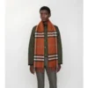 Sciarpa in cashmere con motivo a quadri