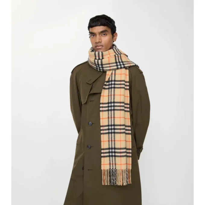 Sciarpa in cashmere con motivo a quadri