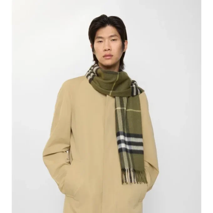 Sciarpa in cashmere con motivo a quadri