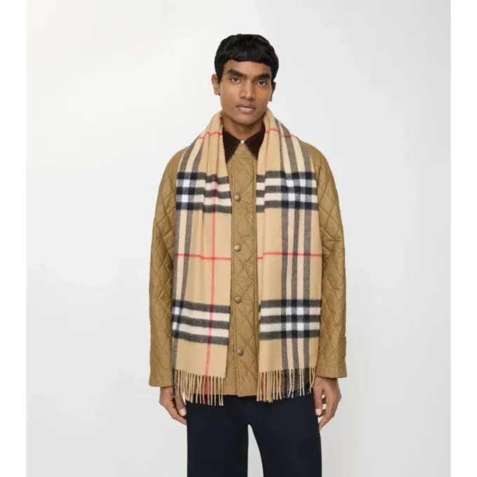 Sciarpa in cashmere con motivo a quadri