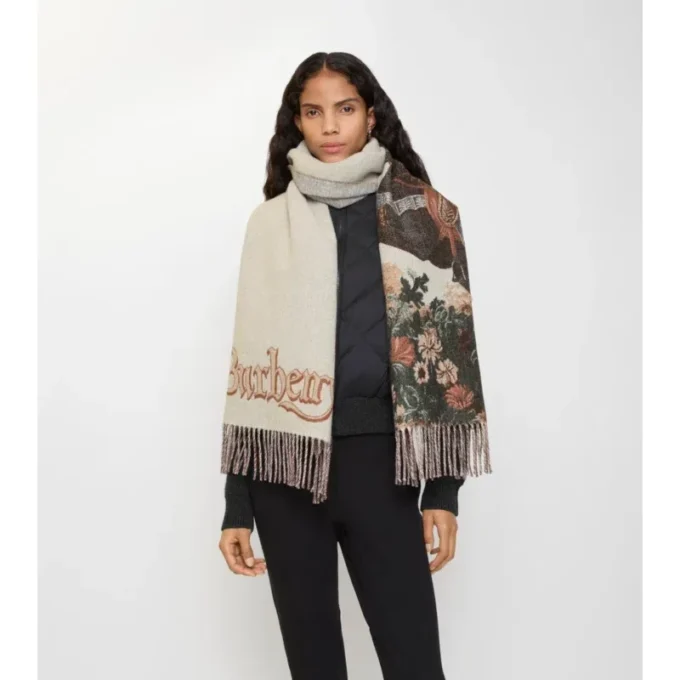Sciarpa in cashmere con ritratto di stallone