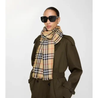 Sciarpa in cashmere e seta con motivo a quadri