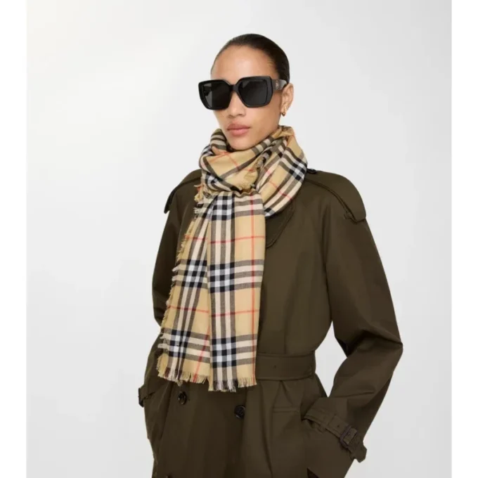 Sciarpa in cashmere e seta con motivo a quadri