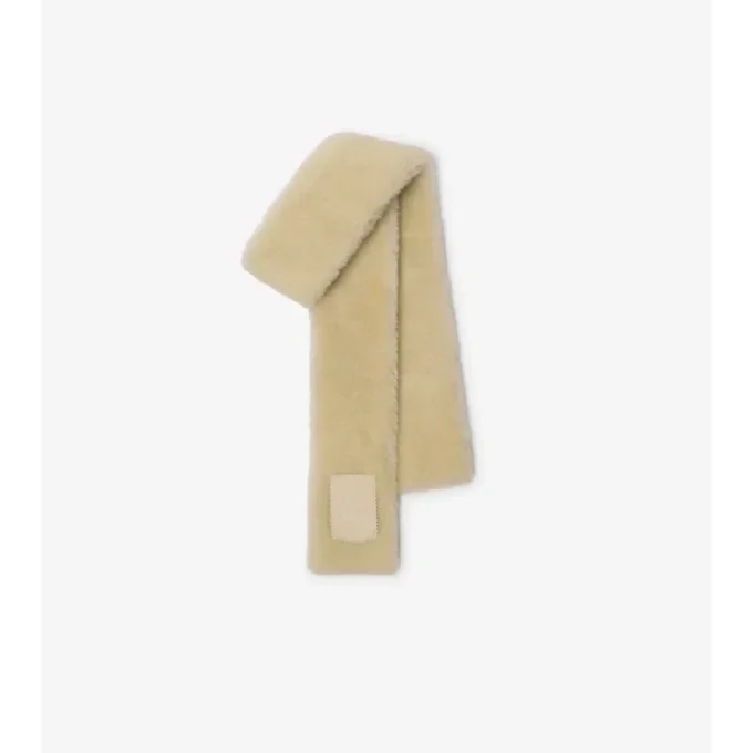 Sciarpa in shearling con etichetta stretta