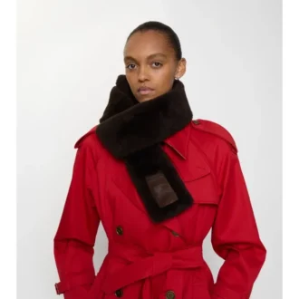 Sciarpa in shearling con etichetta stretta