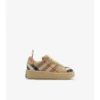 Sneakers a quadri