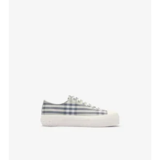 Sneakers a quadri