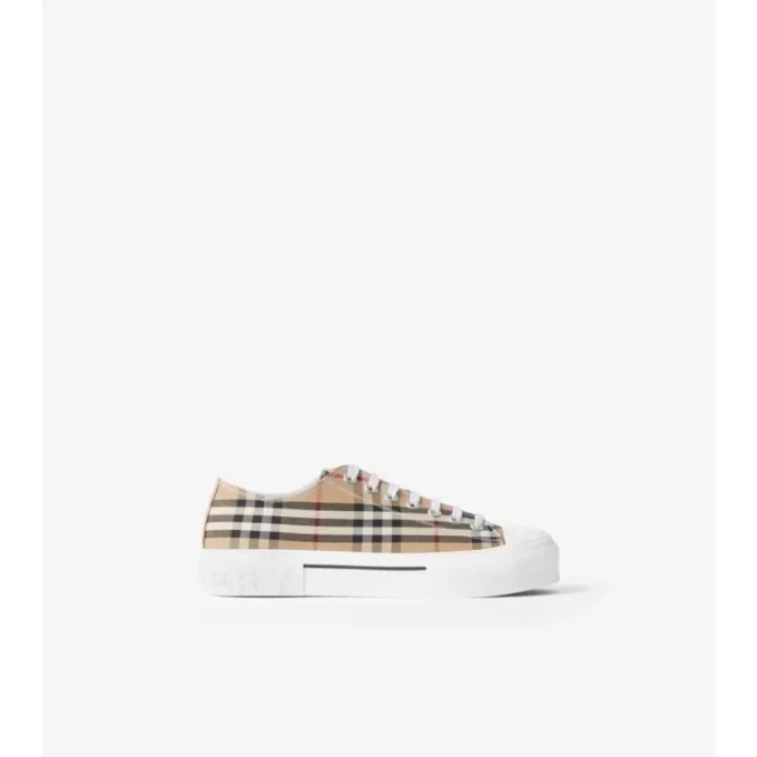 Sneakers Check