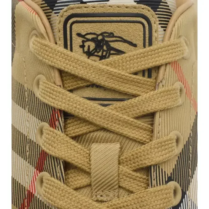 Sneakers Check Set