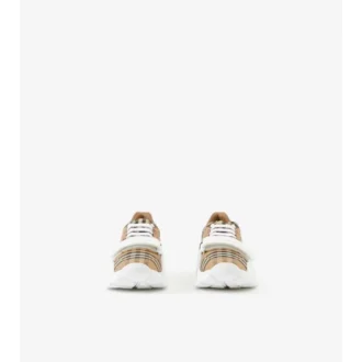 Sneakers con motivo a quadri e pelle