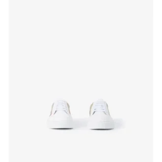 Sneakers con motivo a quadri e pelle