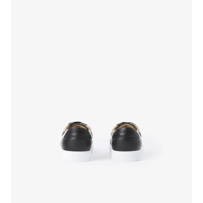 Sneakers con motivo a quadri e pelle