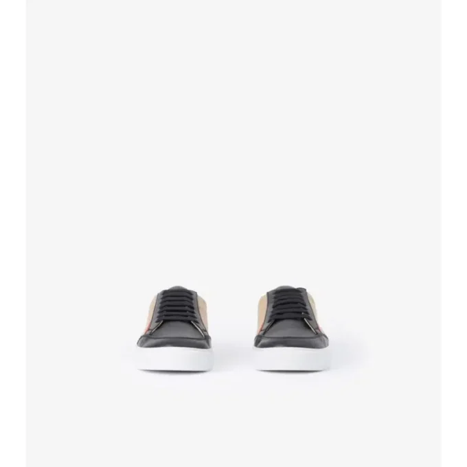 Sneakers con motivo a quadri e pelle