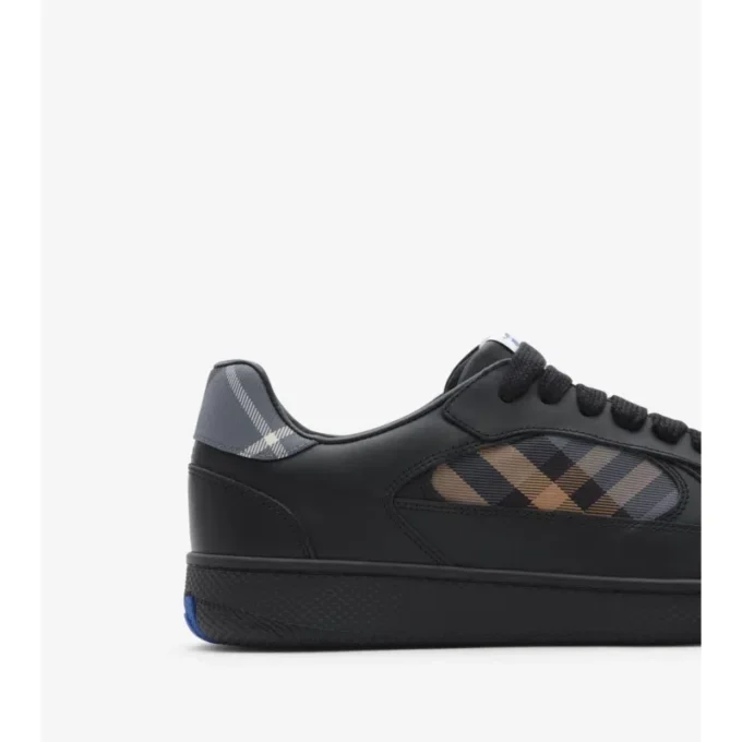 Sneakers in pelle e tessuto a quadri 