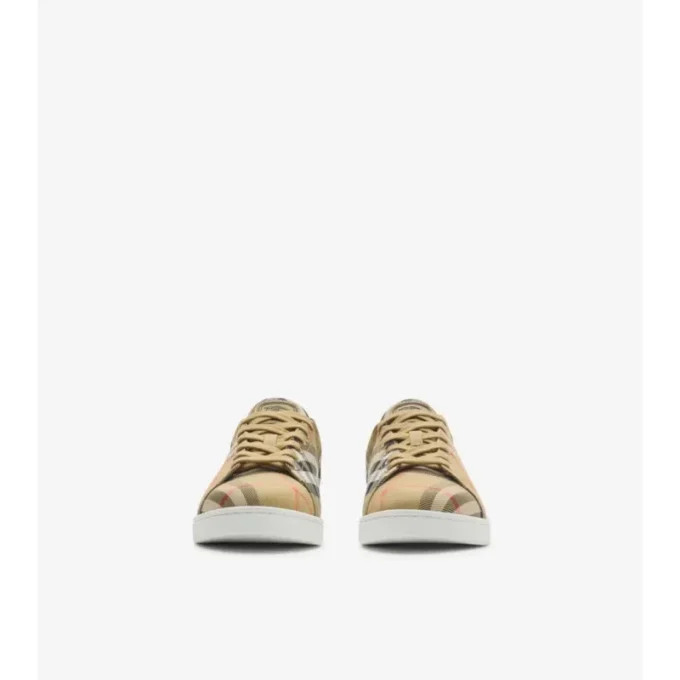 Sneakers Set Check