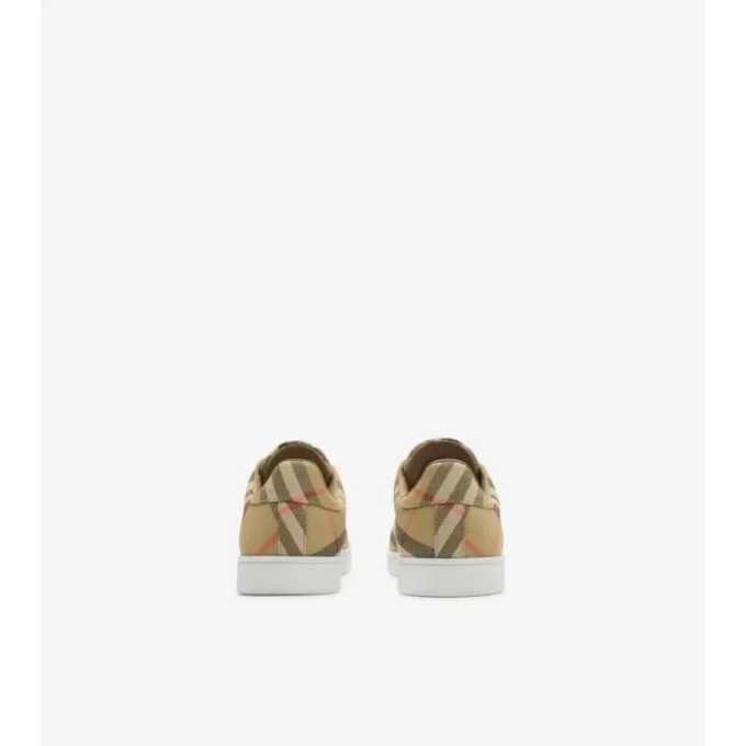 Sneakers Set Check