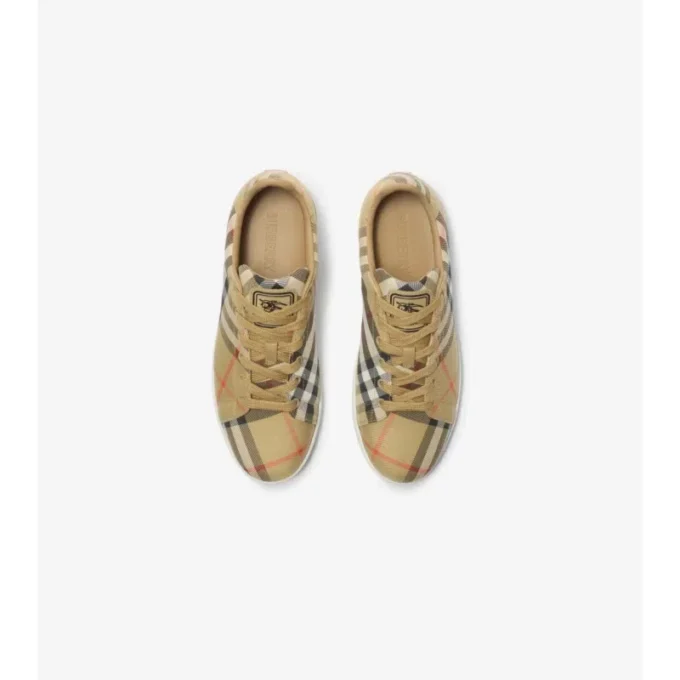 Sneakers Set Check