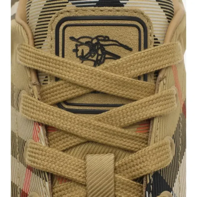 Sneakers Set Check