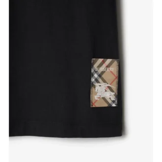 T-shirt in cotone con etichetta a quadri