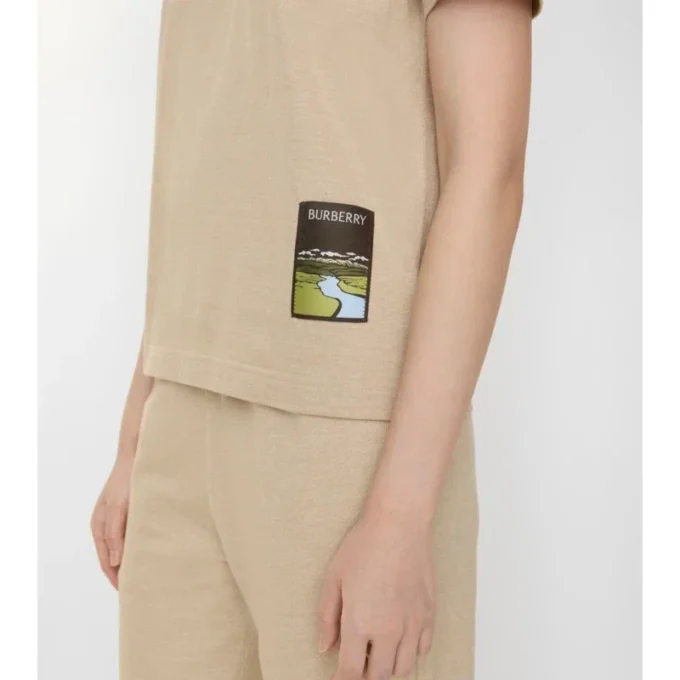 T-shirt in cotone con etichetta Landscape