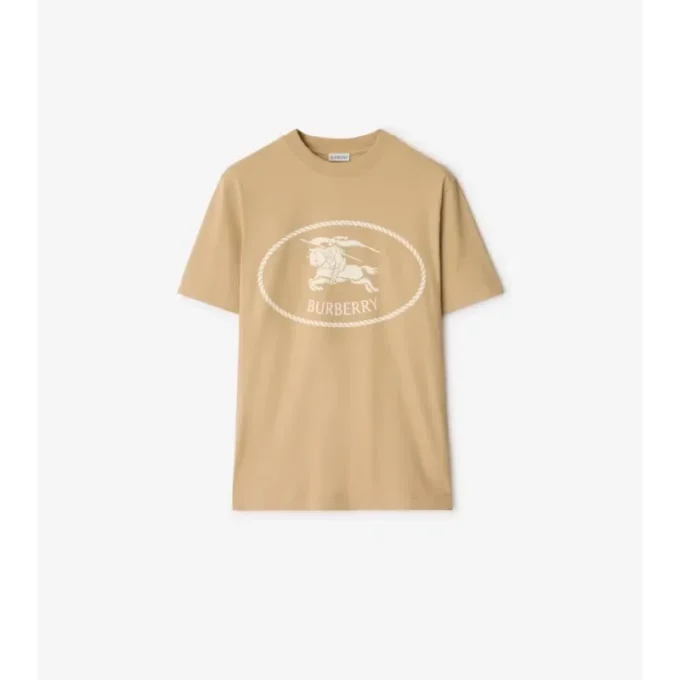 T-shirt in cotone con motivo Knight Stamp