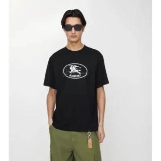 T-shirt in cotone con motivo Knight Stamp