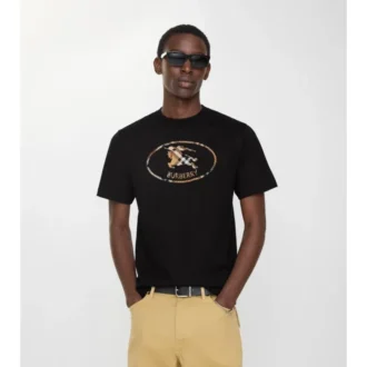 T-shirt in cotone con motivo Knight Stamp