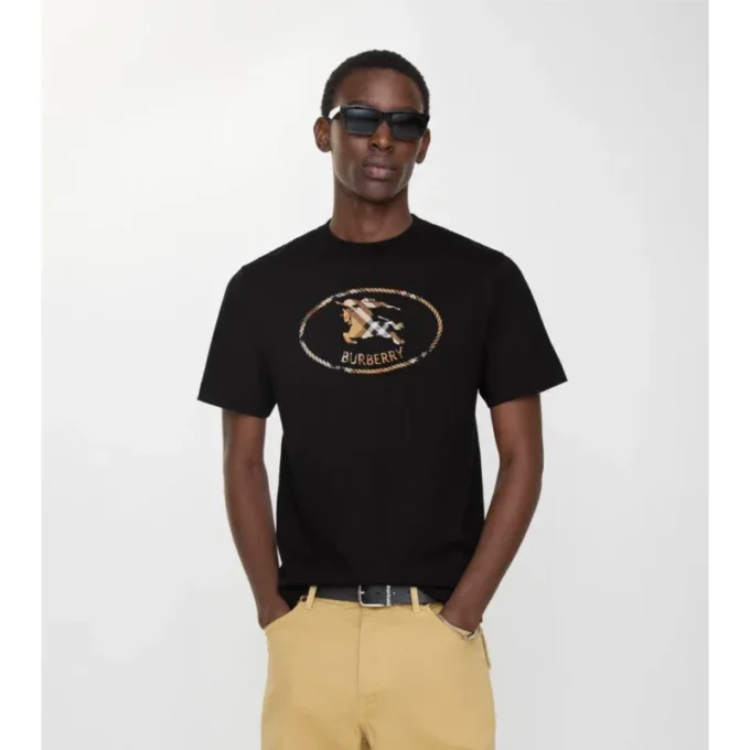 T-shirt in cotone con motivo Knight Stamp