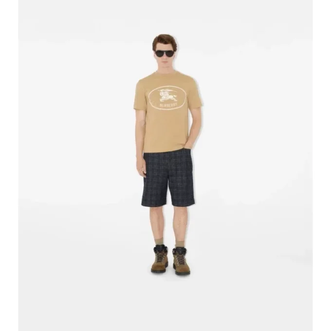 T-shirt in cotone con motivo Knight Stamp