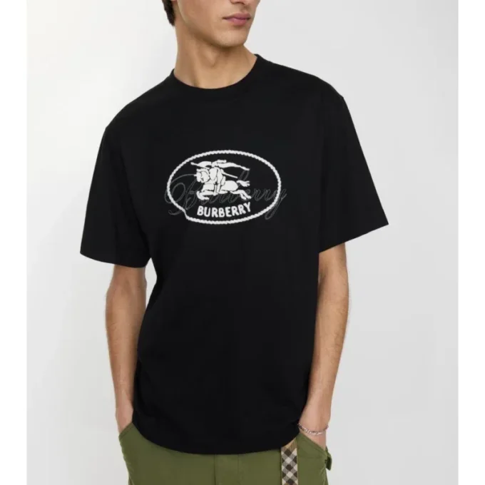 T-shirt in cotone con motivo Knight Stamp