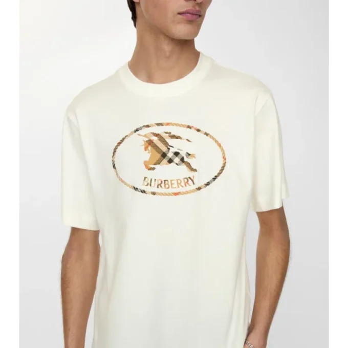 T-shirt in cotone con motivo Knight Stamp
