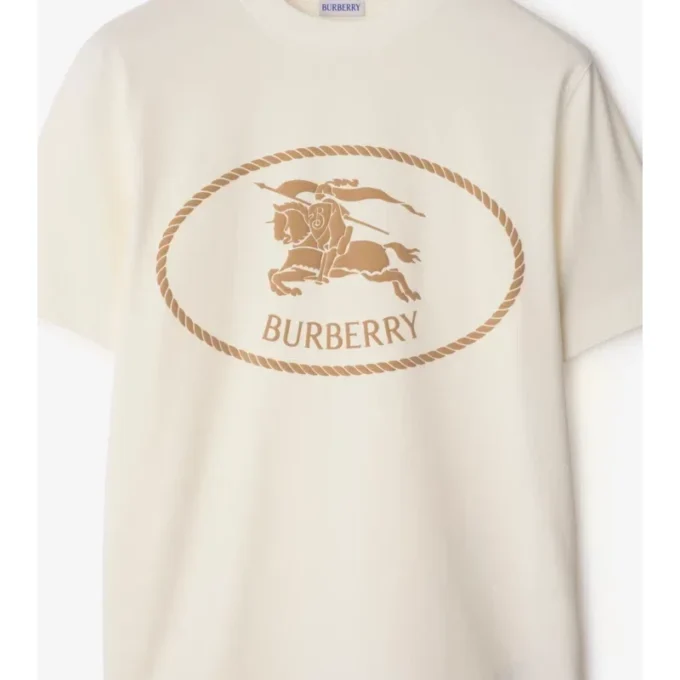 T-shirt in cotone con motivo Knight Stamp