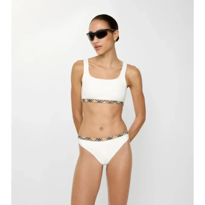 Top bikini con bordi a quadri