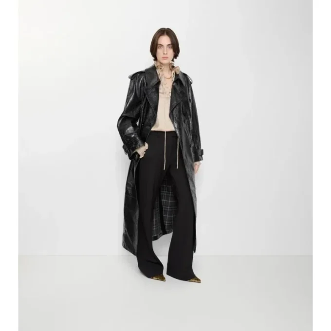 Trench lungo in pelle goffrata