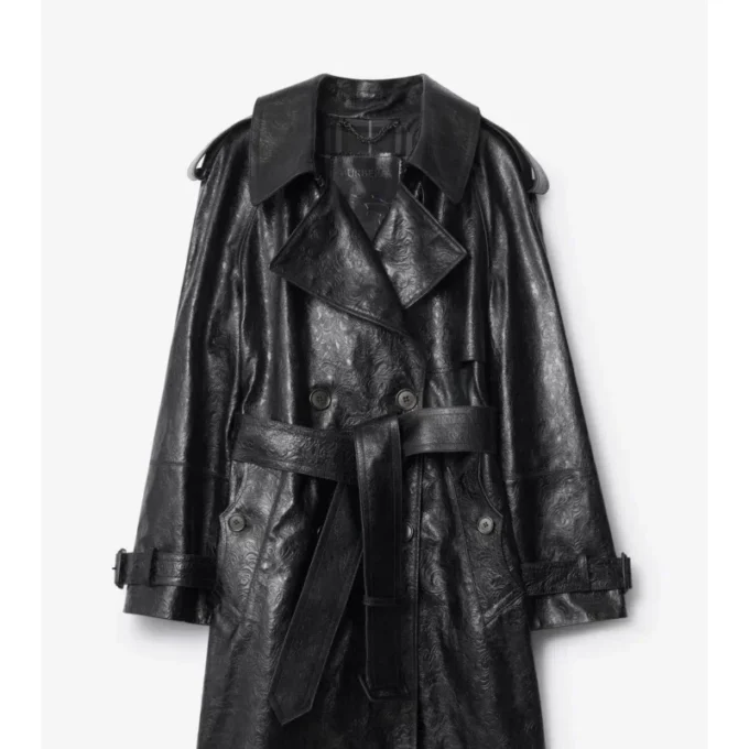 Trench lungo in pelle goffrata